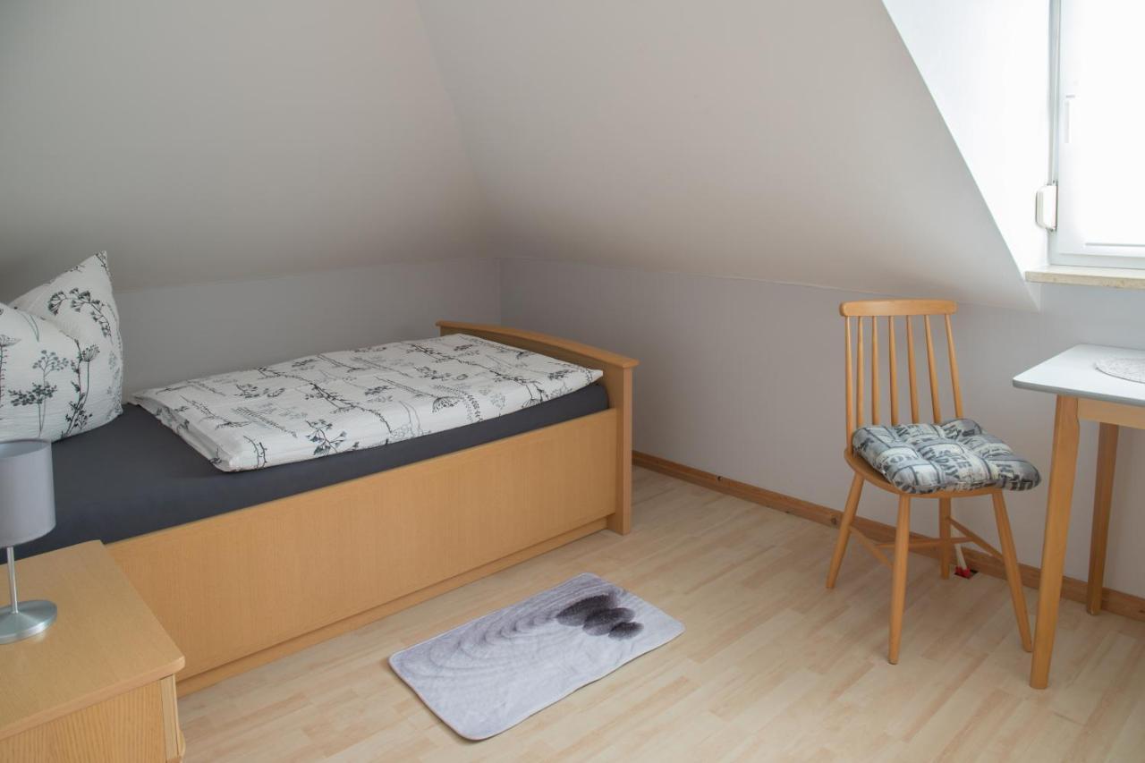 Ferienwohnungen Wittmann, Wohnung 2 OG., für bis zu 3 Personen Bad Staffelstein Exterior foto